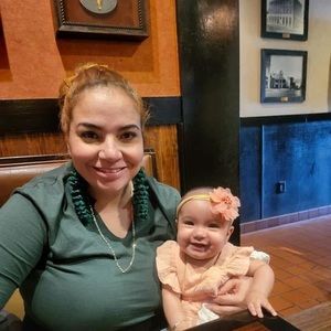 Meet your Posher, Rosaura